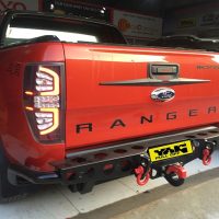 Ốp trang trí cốp sau xe Ford Ranger